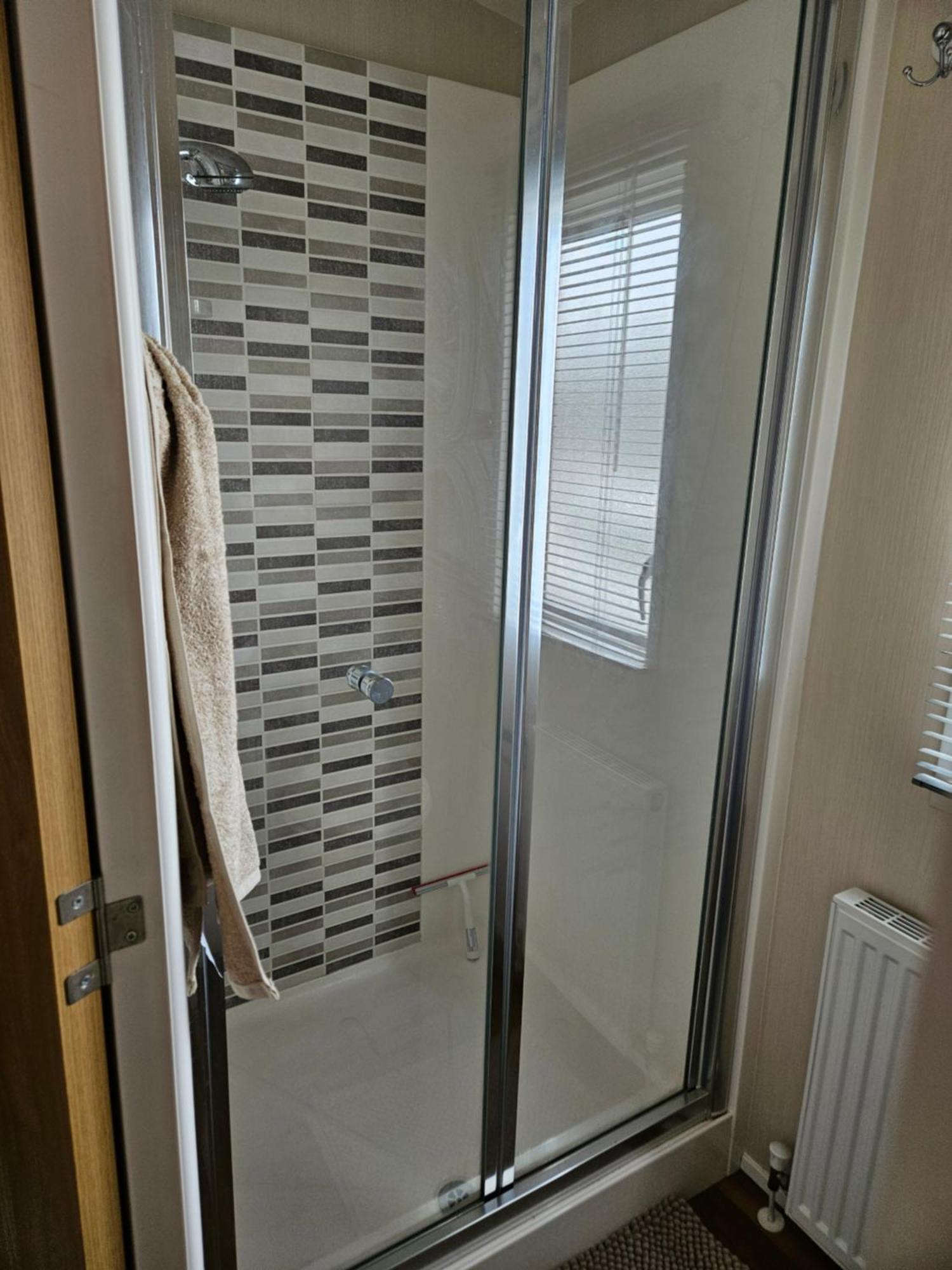 Lytham Luxe 6 Birth Caravan Weeton  Екстериор снимка